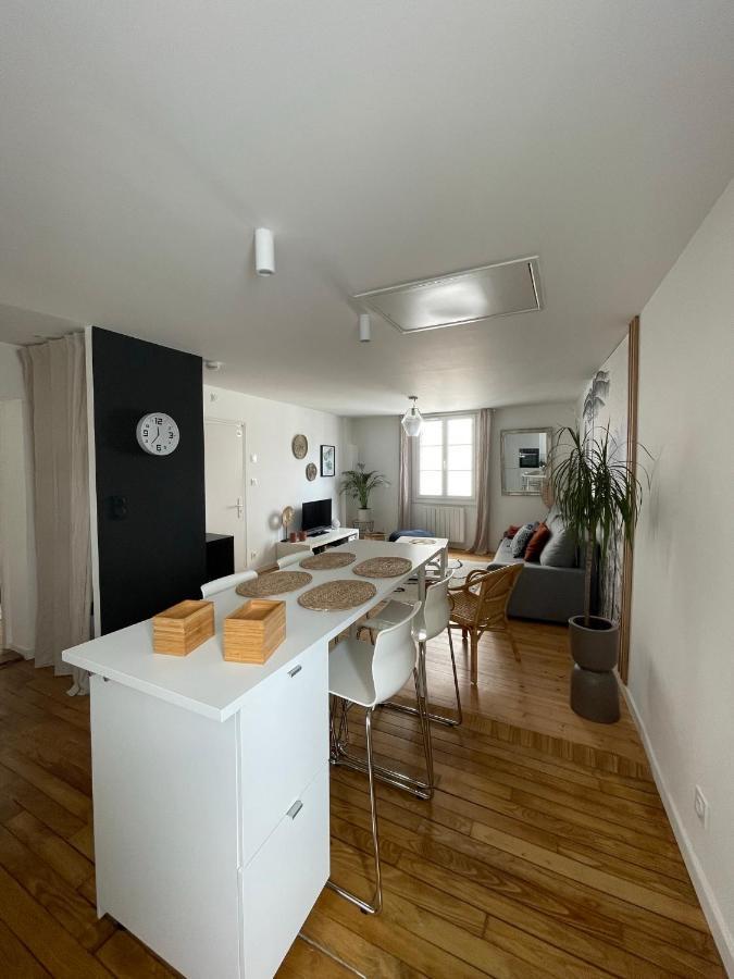 Appartement Au Coeur Du Quartier Historique วานส์ ภายนอก รูปภาพ