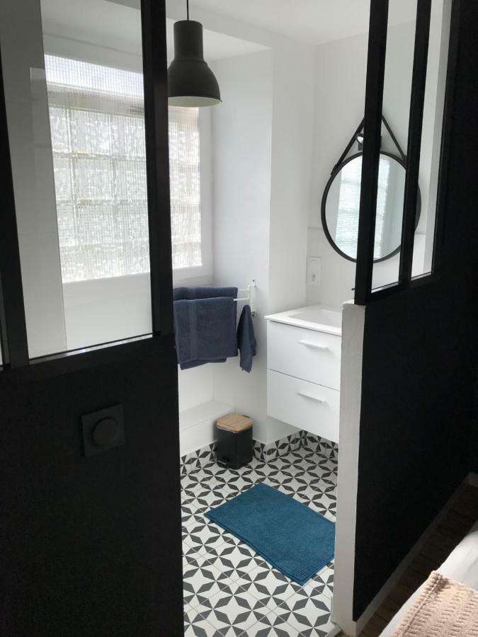 Appartement Au Coeur Du Quartier Historique วานส์ ภายนอก รูปภาพ
